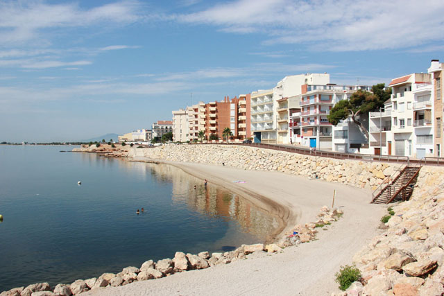 ���� ������  L`ampolla